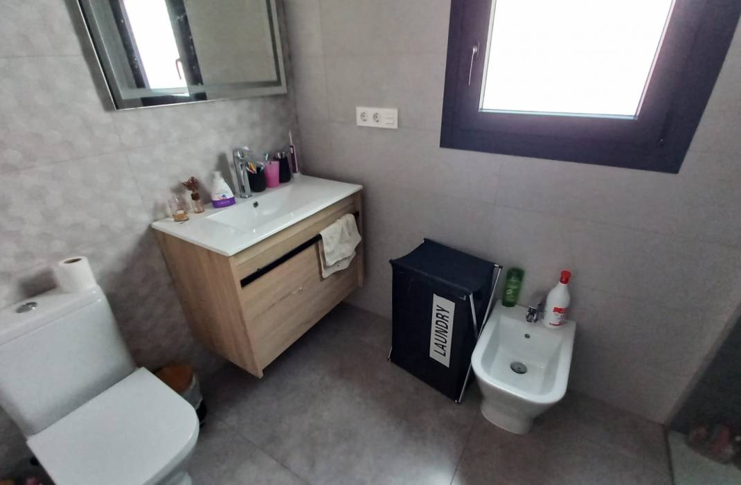 Resale - Finca / Country Property - Los Montesinos - LOS MONTESINOS