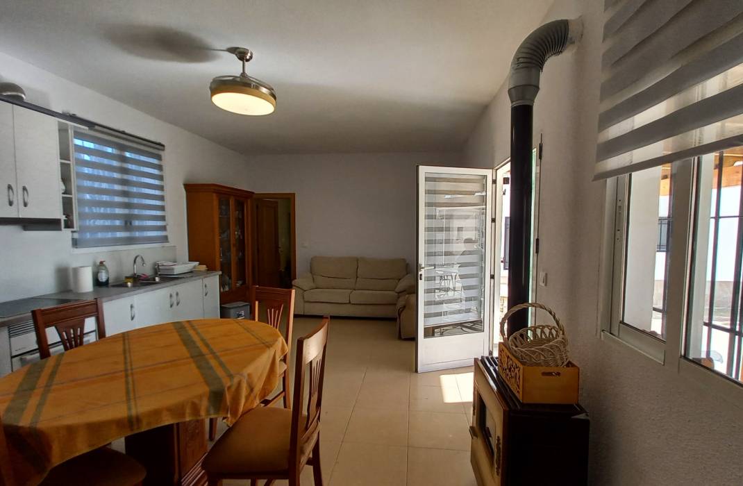 Resale - Finca / Country Property - Los Montesinos - LOS MONTESINOS