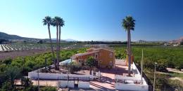 Resale - Finca / Country Property - Orihuela