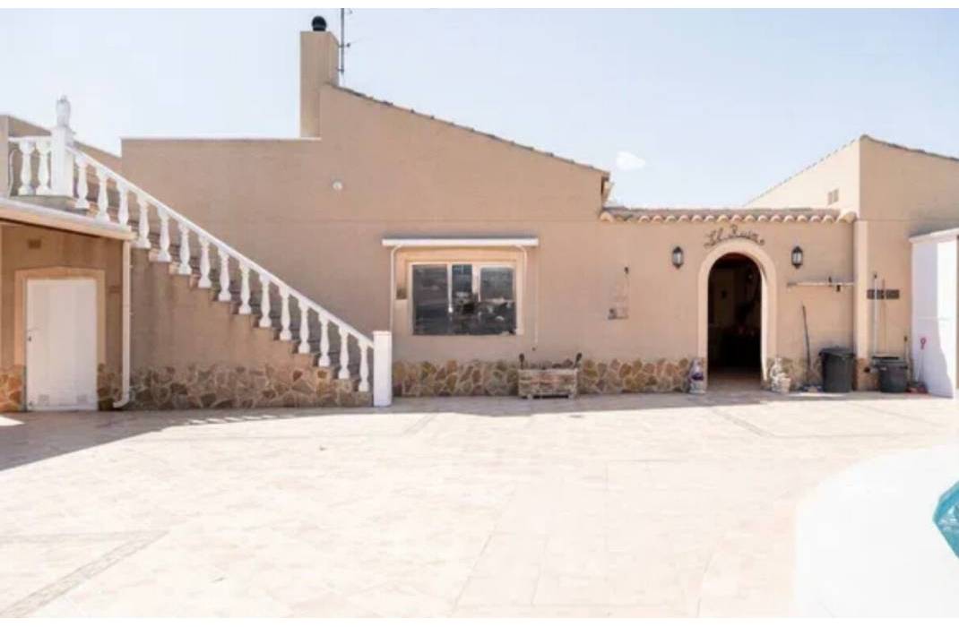 Resale - Finca - Rojales - 0