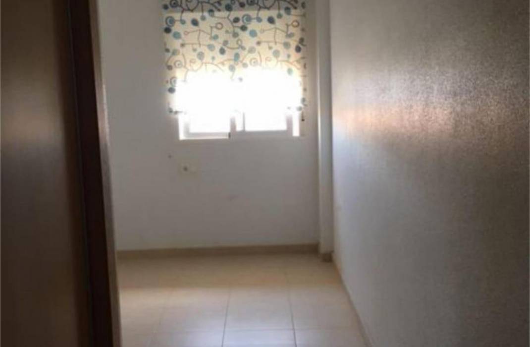 Resale - Flat - Algorfa