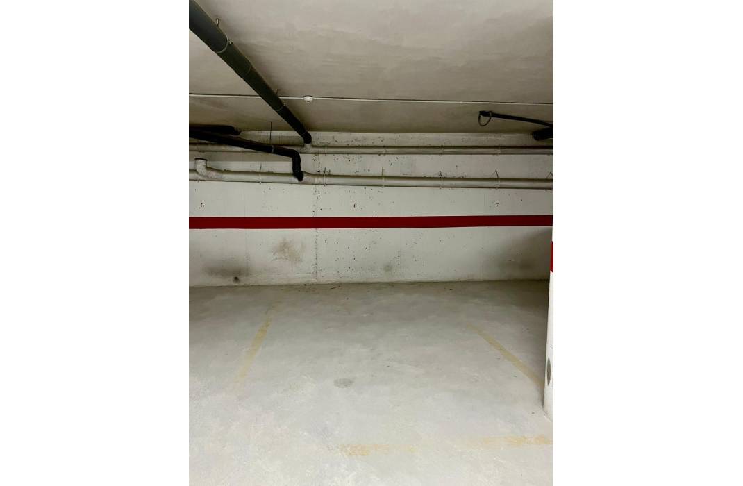 Resale - Garage - Torrevieja