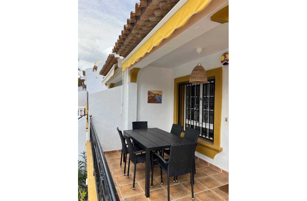 Resale - House - Orihuela Costa - Villamartín