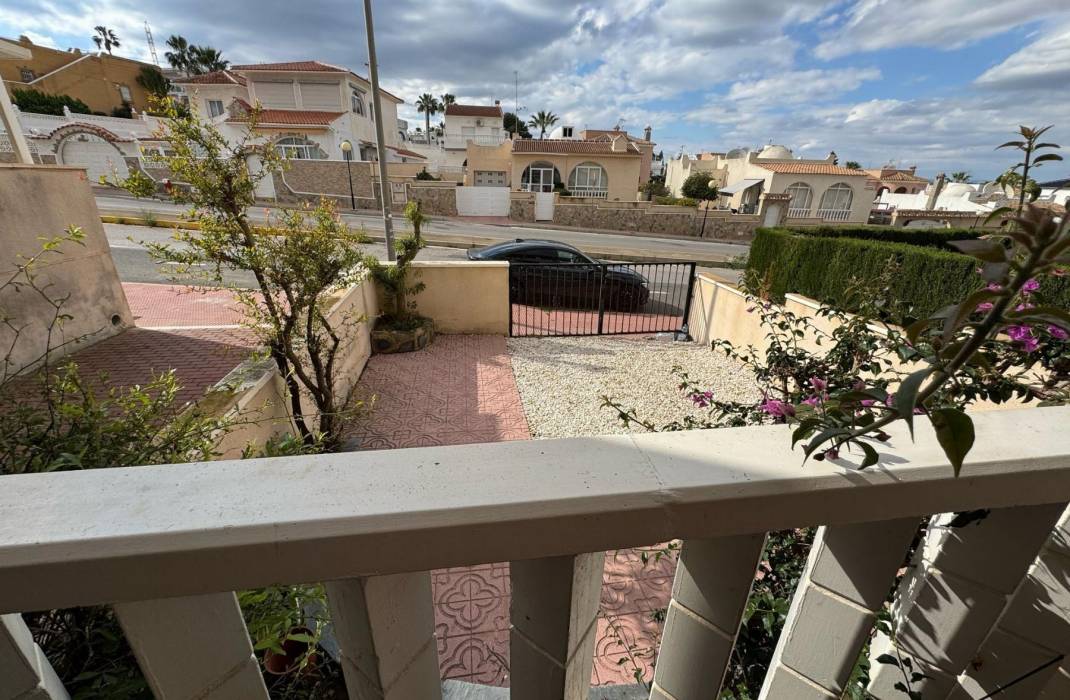 Resale - House - San Miguel de Salinas - Campo de golf villamartin
