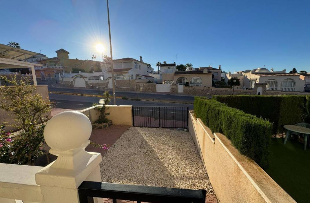 Resale - House - San Miguel de Salinas - Campo de golf villamartin