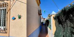 Resale - House - Torrevieja - Zona los Frutales