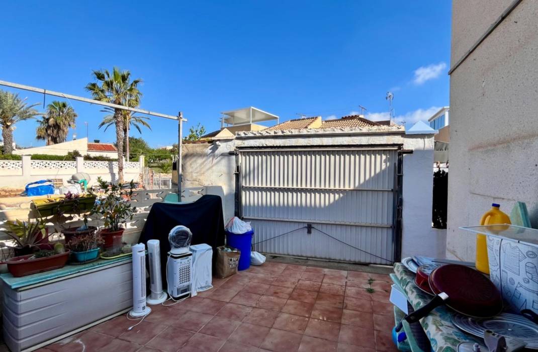 Resale - House - Torrevieja - Zona los Frutales