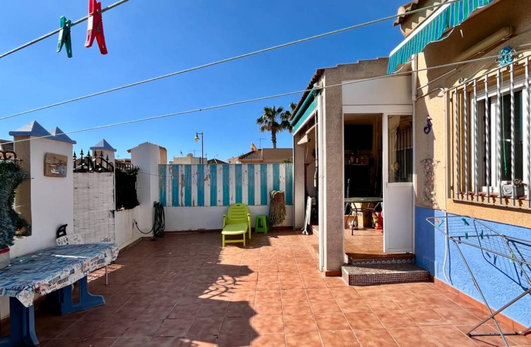 Resale - House - Torrevieja - Zona los Frutales