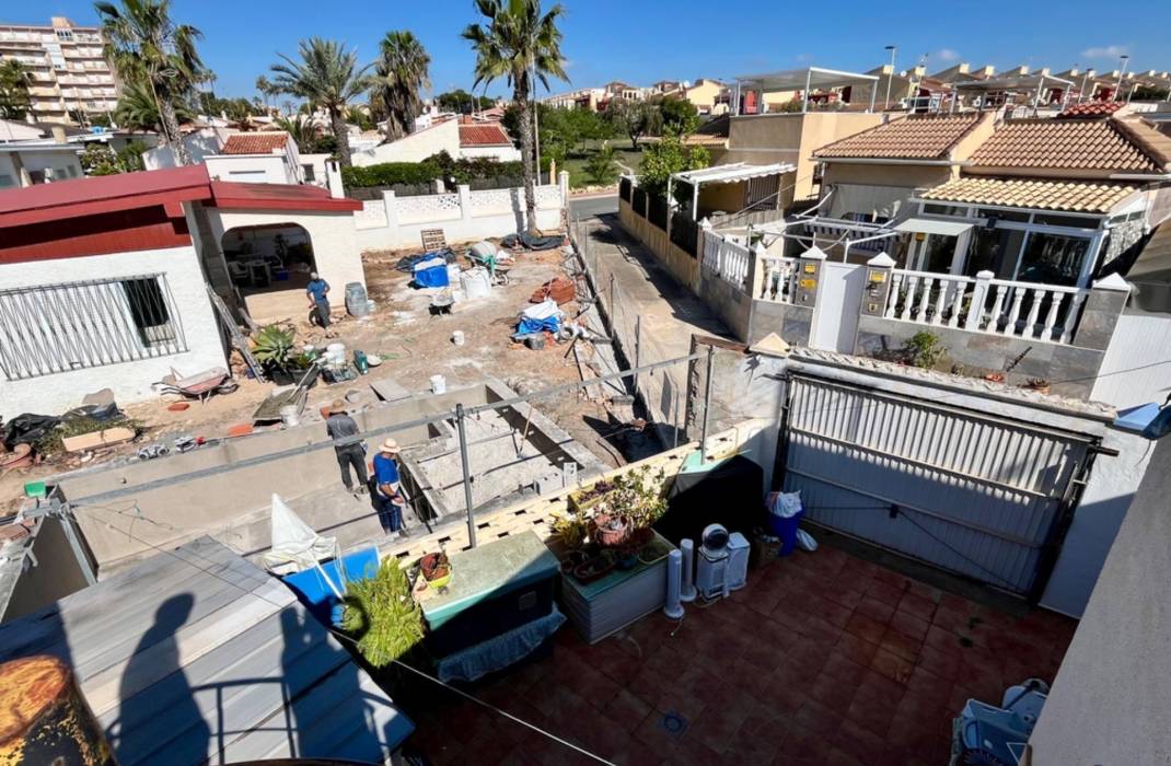 Resale - House - Torrevieja - Zona los Frutales