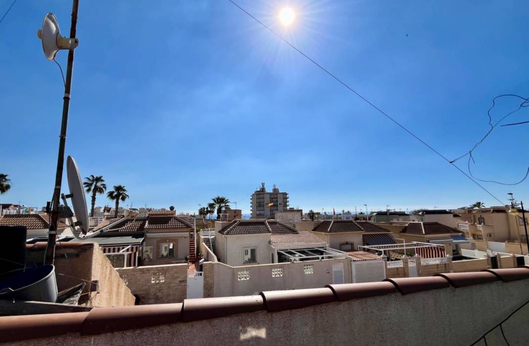 Resale - House - Torrevieja - Zona los Frutales