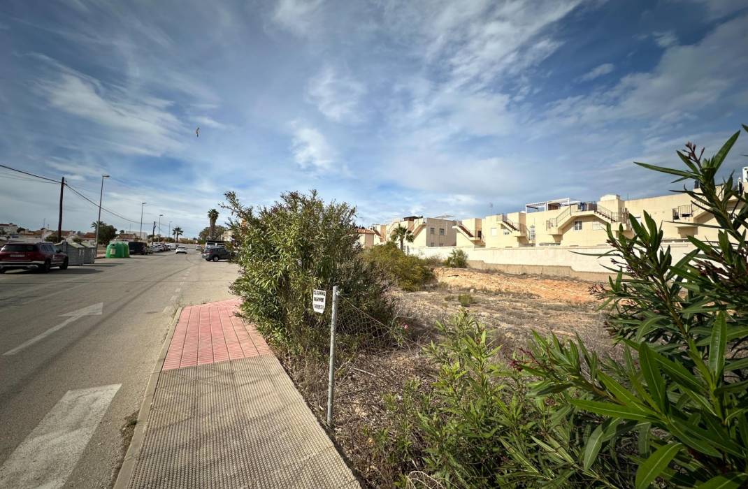 Resale - Land - Orihuela Costa