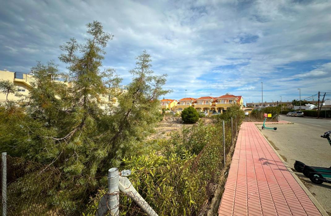 Resale - Land - Orihuela Costa