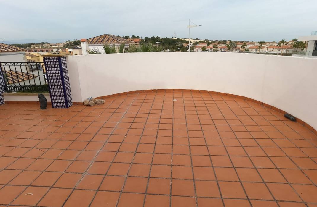 Resale - Link-Detached House - La Finca Golf