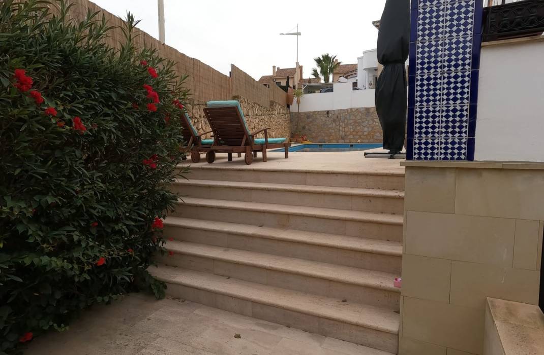 Resale - Link-Detached House - La Finca Golf