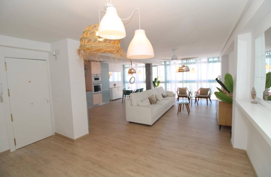 Resale - Penthouse - Lo Pagan - LA PUNTICA