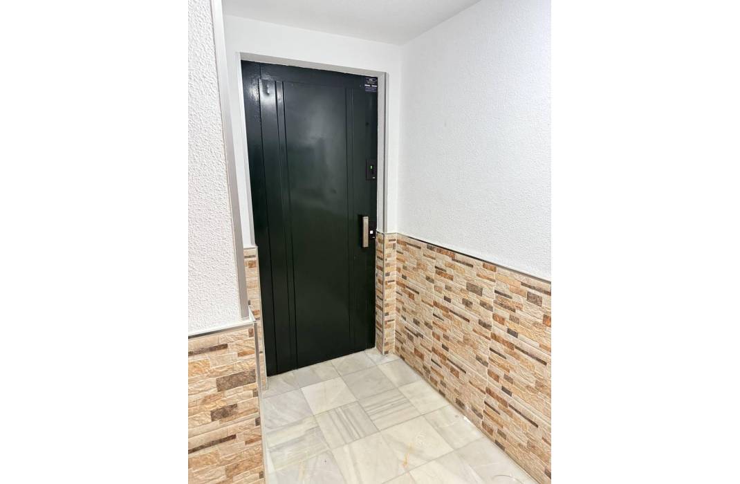 Resale - Penthouse - Torrevieja - Acequion