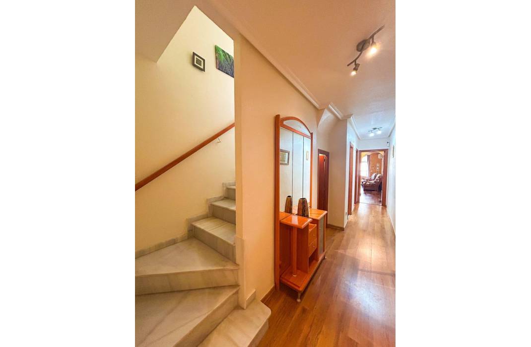 Resale - Penthouse - Torrevieja - Acequion