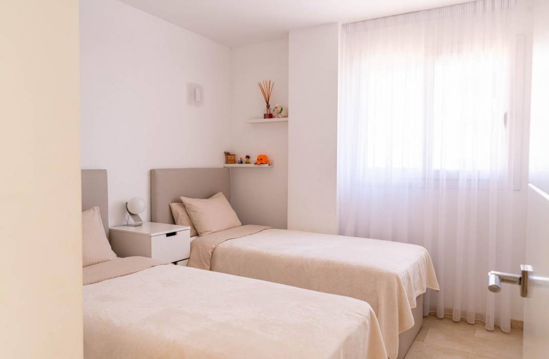 Resale - Penthouse - Torrevieja - Punta prima