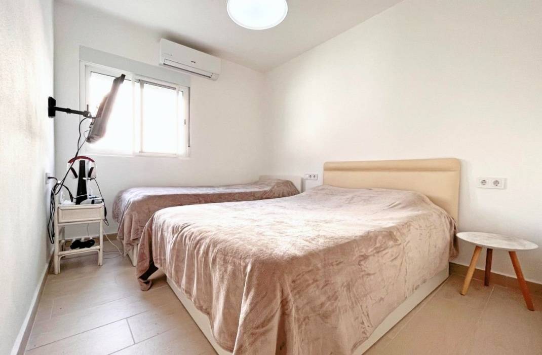 Resale - Quad - Playa Flamenca