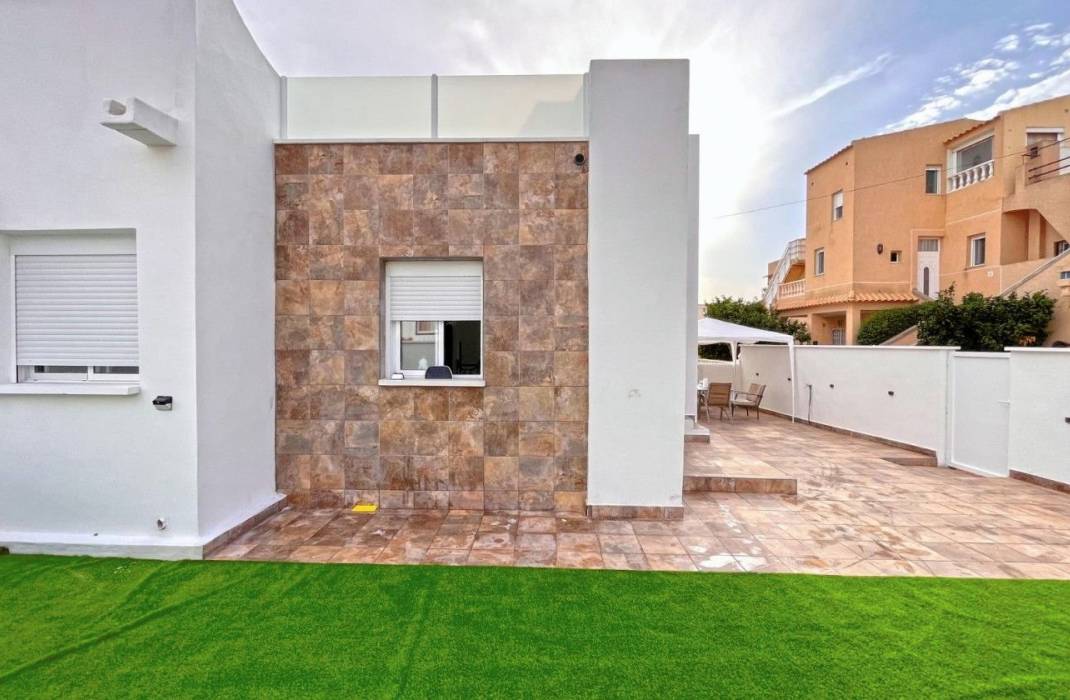Resale - Quad - Playa Flamenca