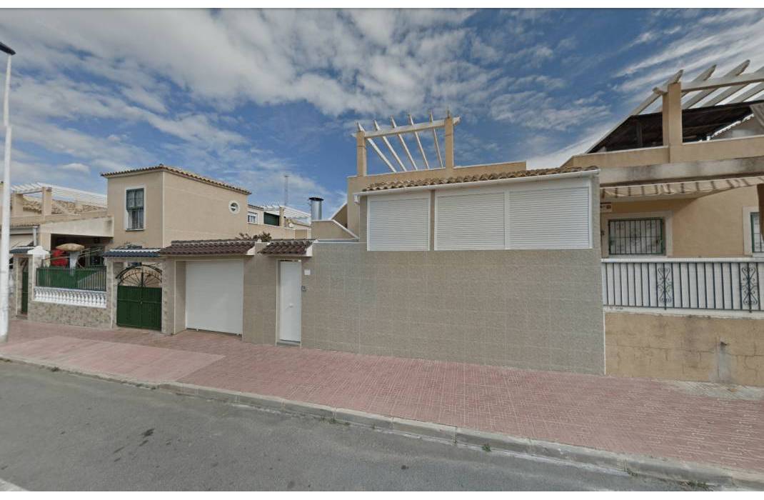 Resale - Semi-Detached House - Torrevieja - 0