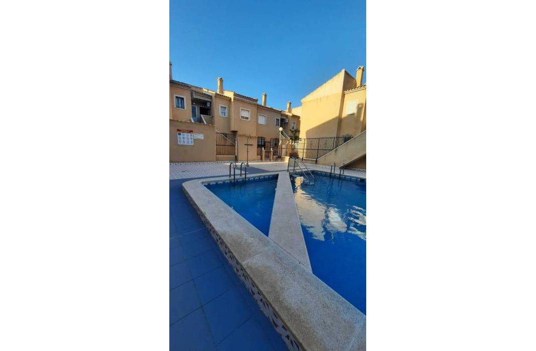 Resale - Semi-Detached House - Torrevieja - 0