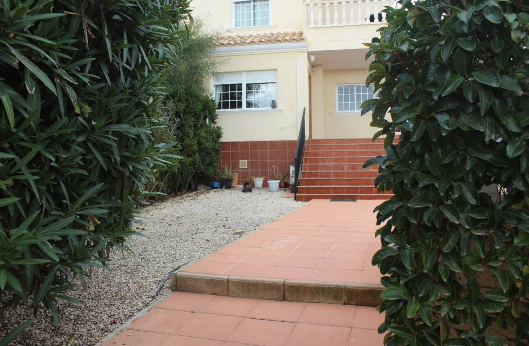 Resale - Semi Detached Villa - Algorfa - Montemar