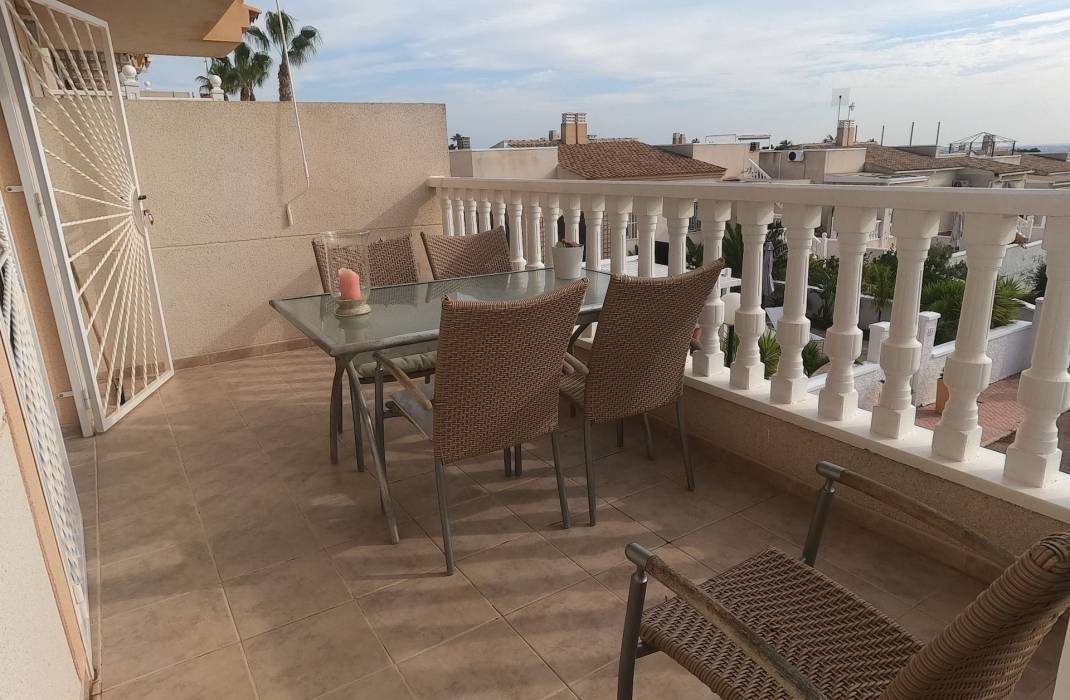 Resale - Semi Detached Villa - Ciudad Quesada
