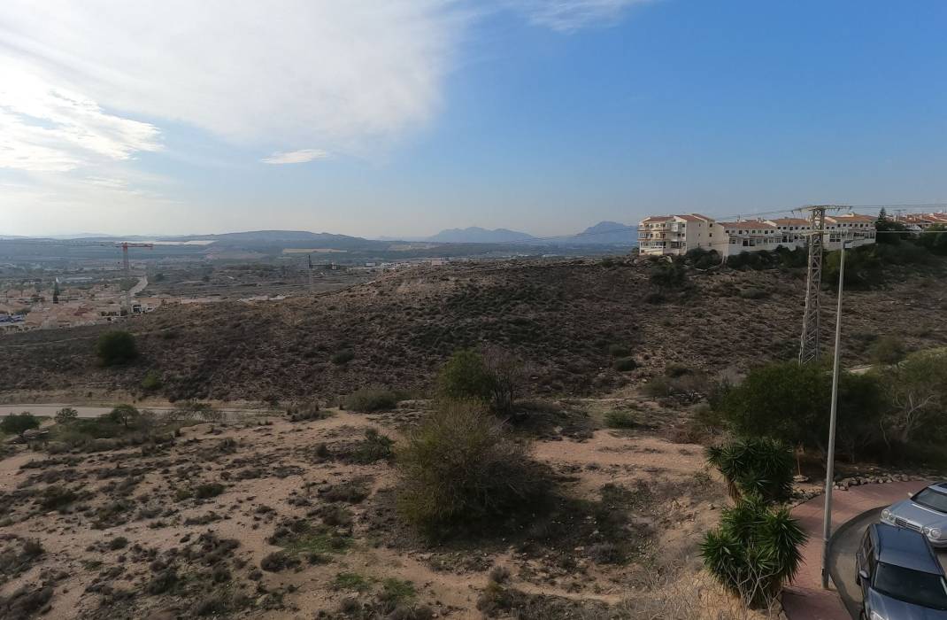 Resale - Semi Detached Villa - Ciudad Quesada