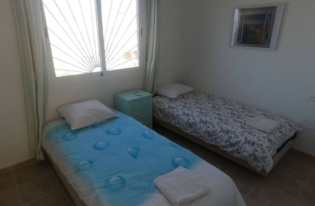 Resale - Semi Detached Villa - Ciudad Quesada