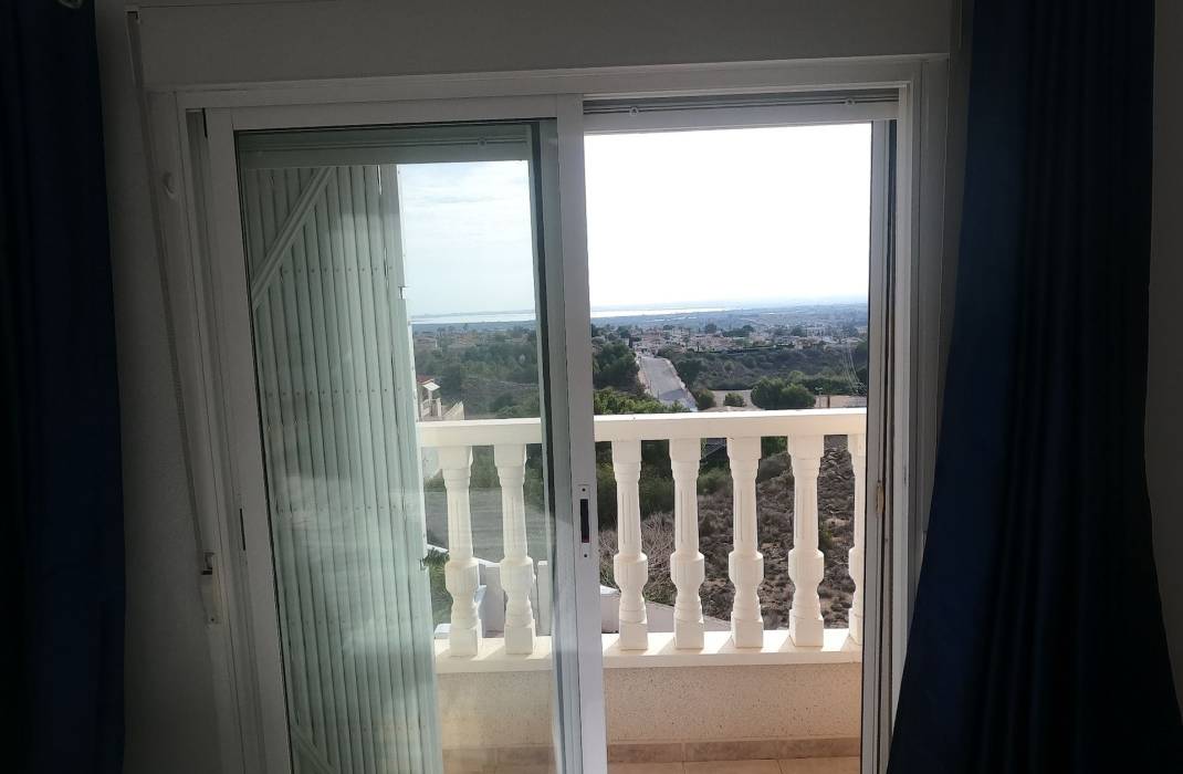 Resale - Semi Detached Villa - Ciudad Quesada