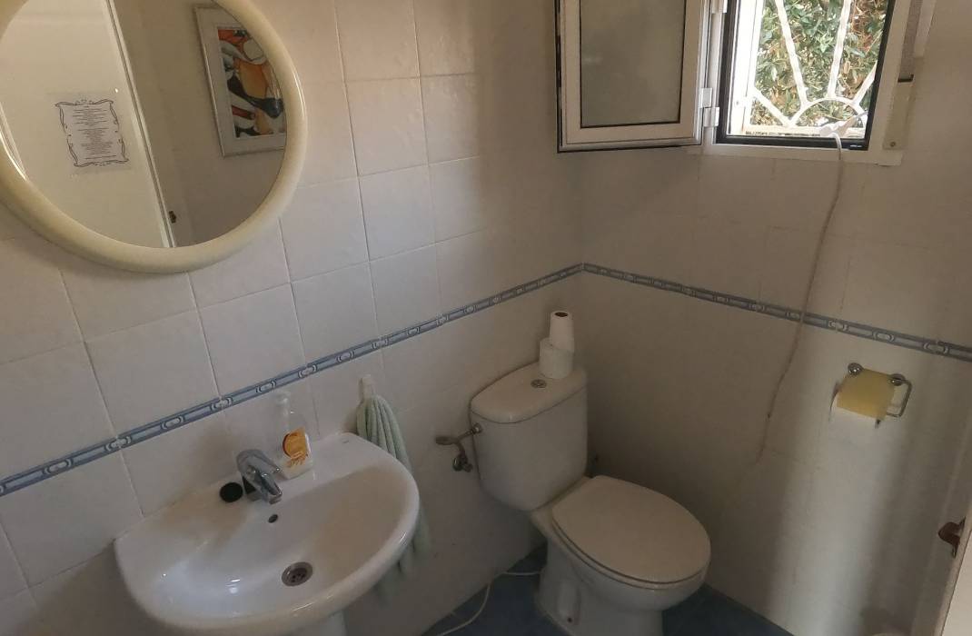 Resale - Semi Detached Villa - Ciudad Quesada