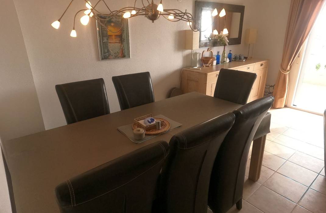 Resale - Semi Detached Villa - Ciudad Quesada