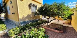 Resale - Semi - Detached Villa - Torrevieja - San Luis