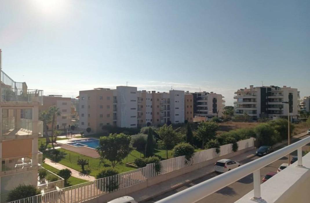 Resale - Terraced house - Orihuela Costa - Villamartin