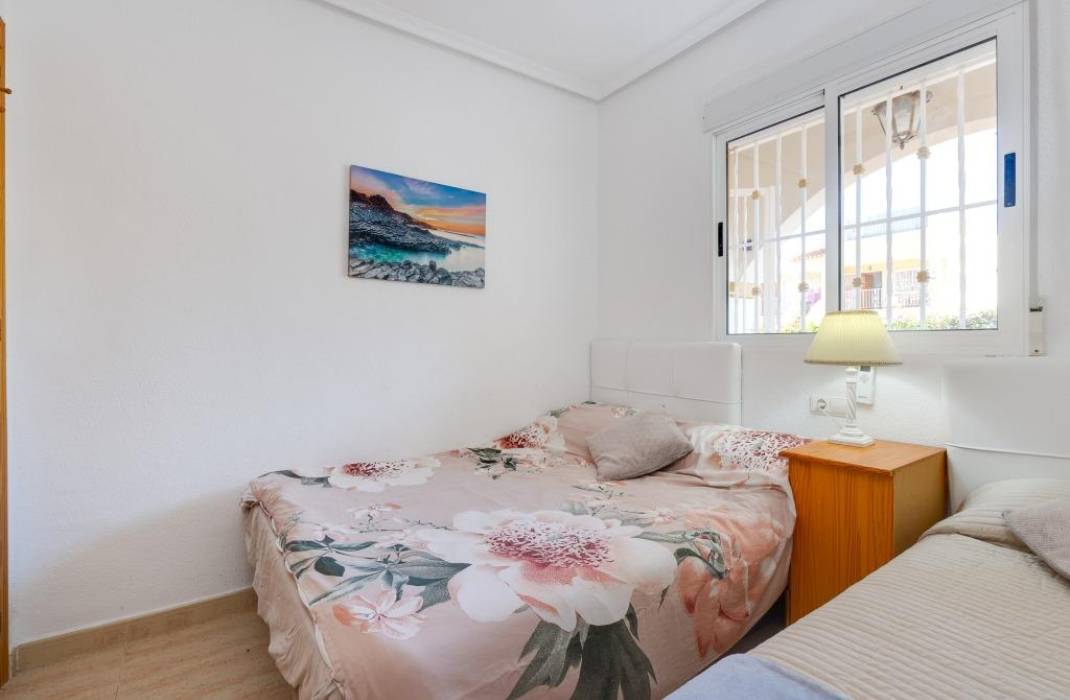 Resale - Terraced house - Orihuela Costa