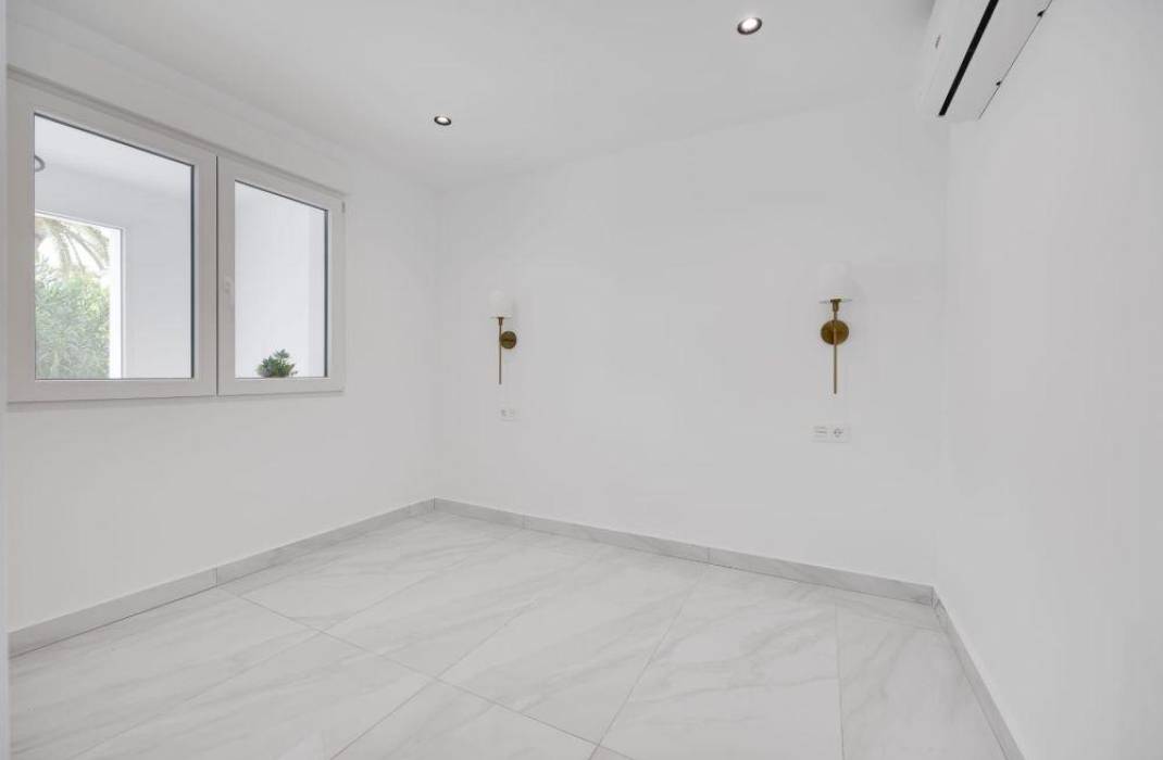 Resale - Terraced house - Orihuela Costa