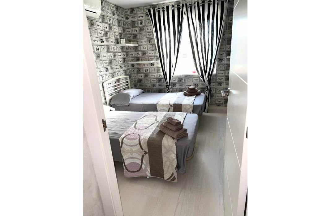 Resale - Terraced house - Torrevieja - 0