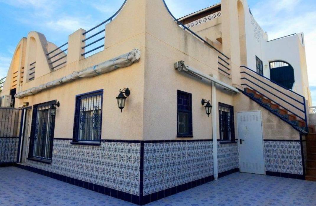 Resale - Terraced house - Torrevieja - Carrefour