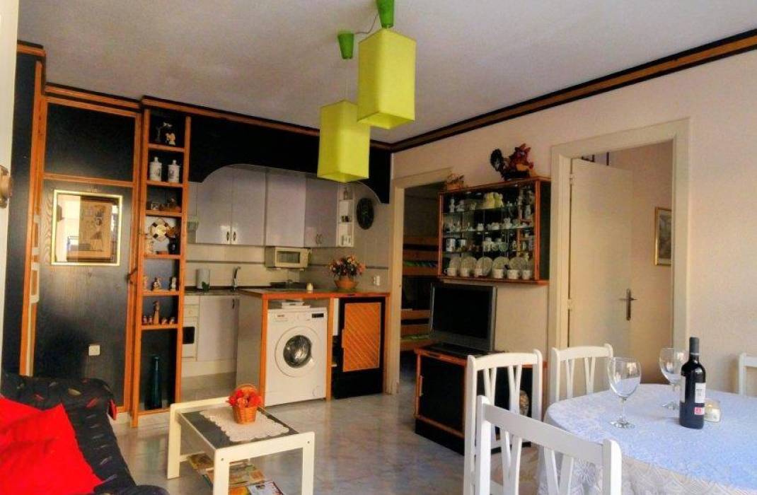 Resale - Terraced house - Torrevieja - Carrefour