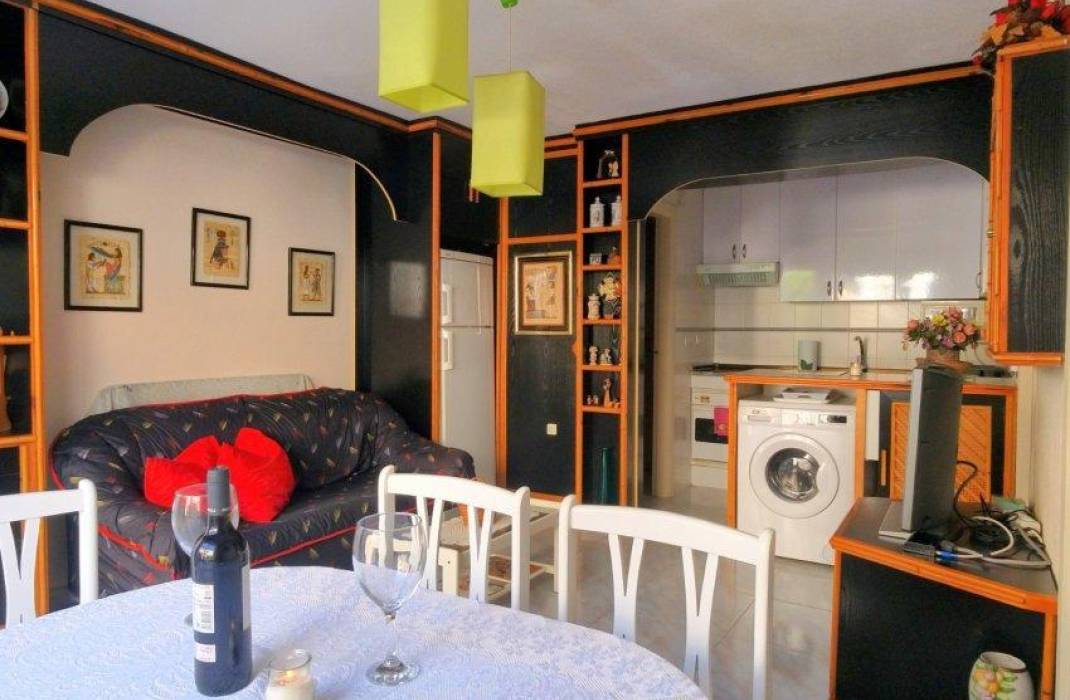 Resale - Terraced house - Torrevieja - Carrefour