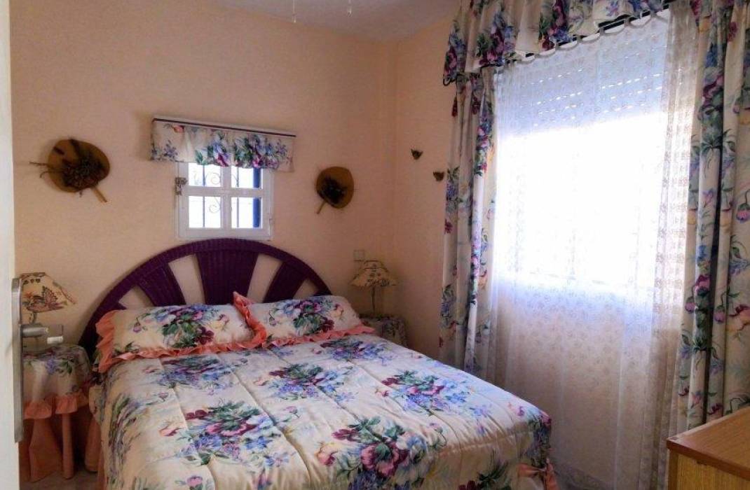 Resale - Terraced house - Torrevieja - Carrefour