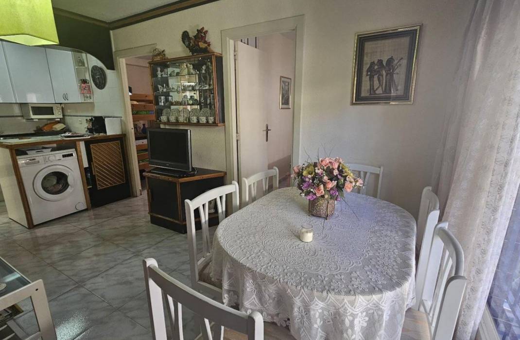 Resale - Terraced house - Torrevieja - Doña ines