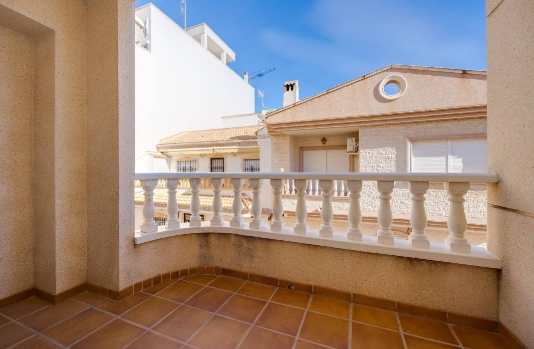 Resale - Terraced house - Torrevieja - Estacion de autobuses