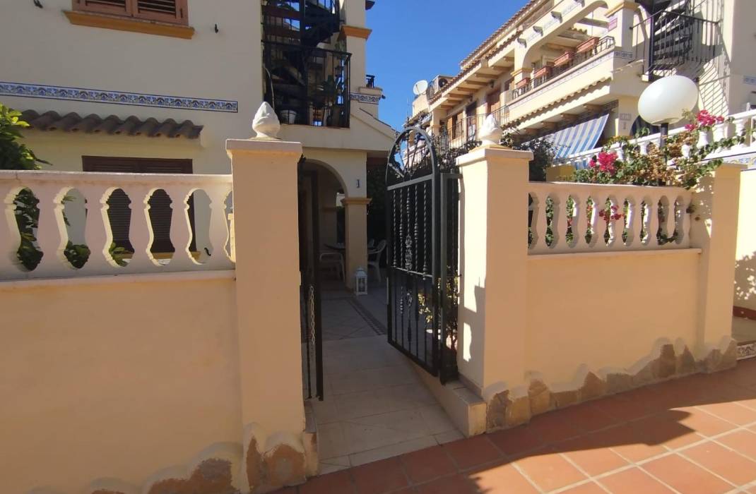 Resale - Terraced house - Torrevieja - Torreblanca