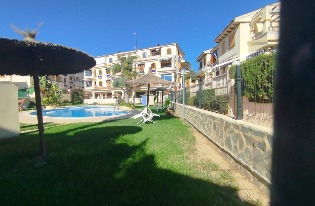 Resale - Terraced house - Torrevieja - Torreblanca