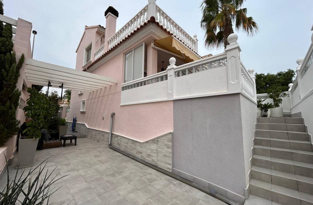 Resale - Terraced house - Torrevieja - Torreblanca