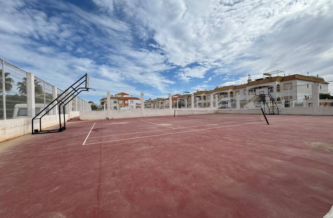 Resale - Terraced house - Torrevieja - Torretas