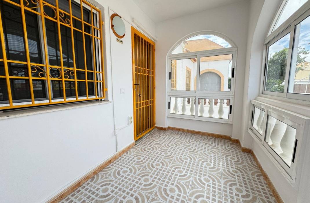 Resale - Terraced house - Torrevieja - Torretas