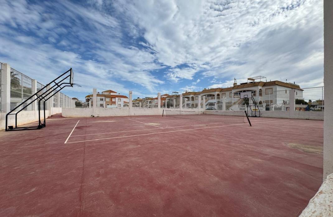 Resale - Terraced house - Torrevieja - Torretas